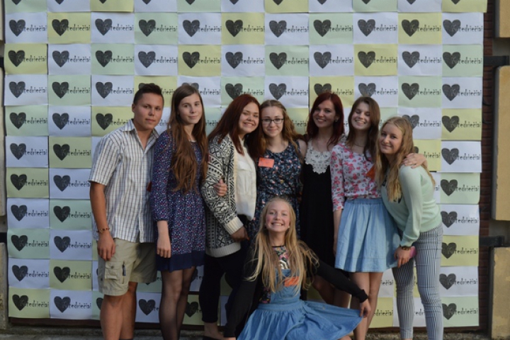 v v s 2015 23
